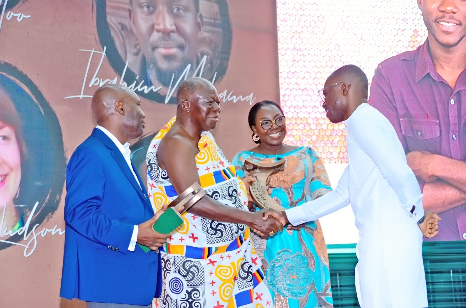 Yaw Owusu receives  honorary award from Otumfuo