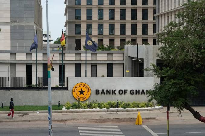 BoG orders financial institutions to cut ties with crypto platforms running illegal dollar wallets