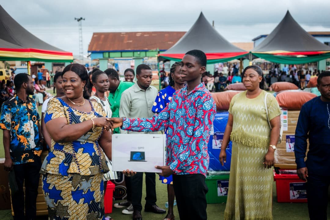 From Aggregate 18 To Aggregate 6 In One Year: Bekwai MP Ralph Poku-Adusei’s Starter-Pack Scholarship Sees BECE Result Boost