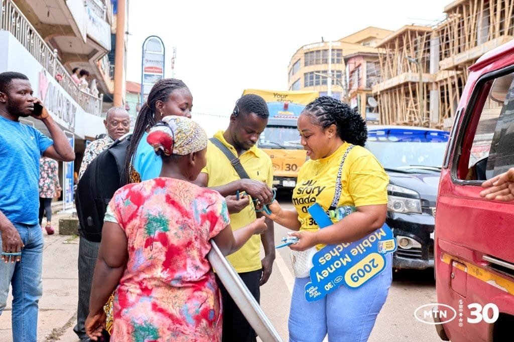 MTN Ghana Takes 30th Anniversary Celebration to the Streets with Customer Appreciation Float